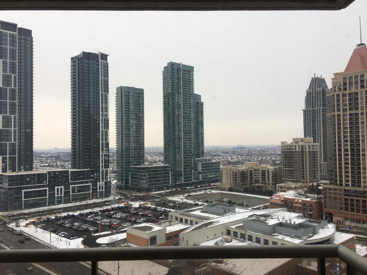 Maplewood Suites - Square One Mississauga Dış mekan fotoğraf